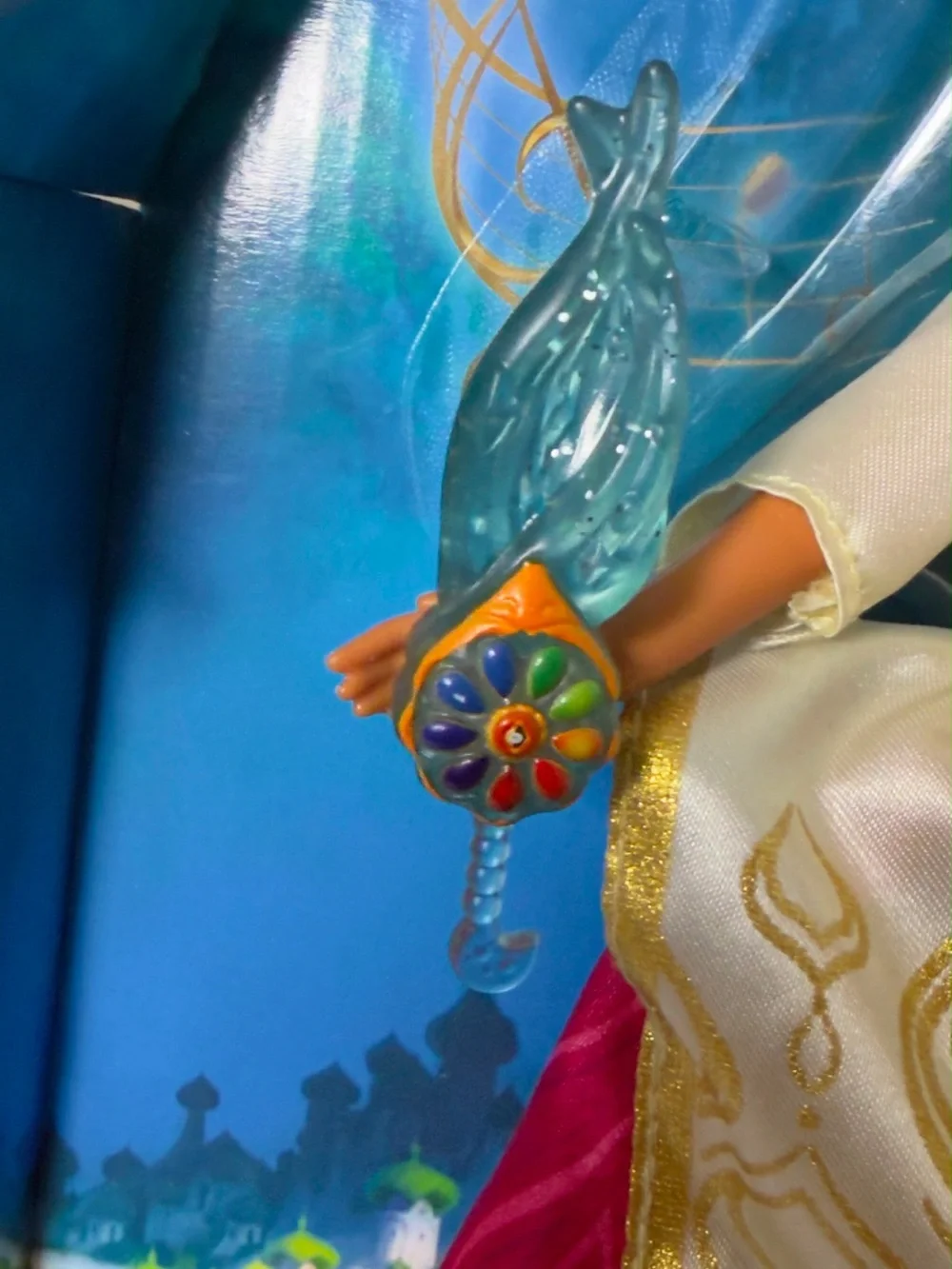 Spin master Netflix spellbound princess Ellian deluxe singing doll
